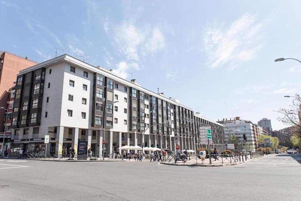 Encantador Apartamento Reformado En Tetuan By Bebalmy Madrid Exteriér fotografie